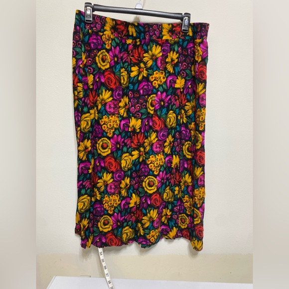 Maggie McNaughton floral print skirt size 22W - Picture 4 of 9